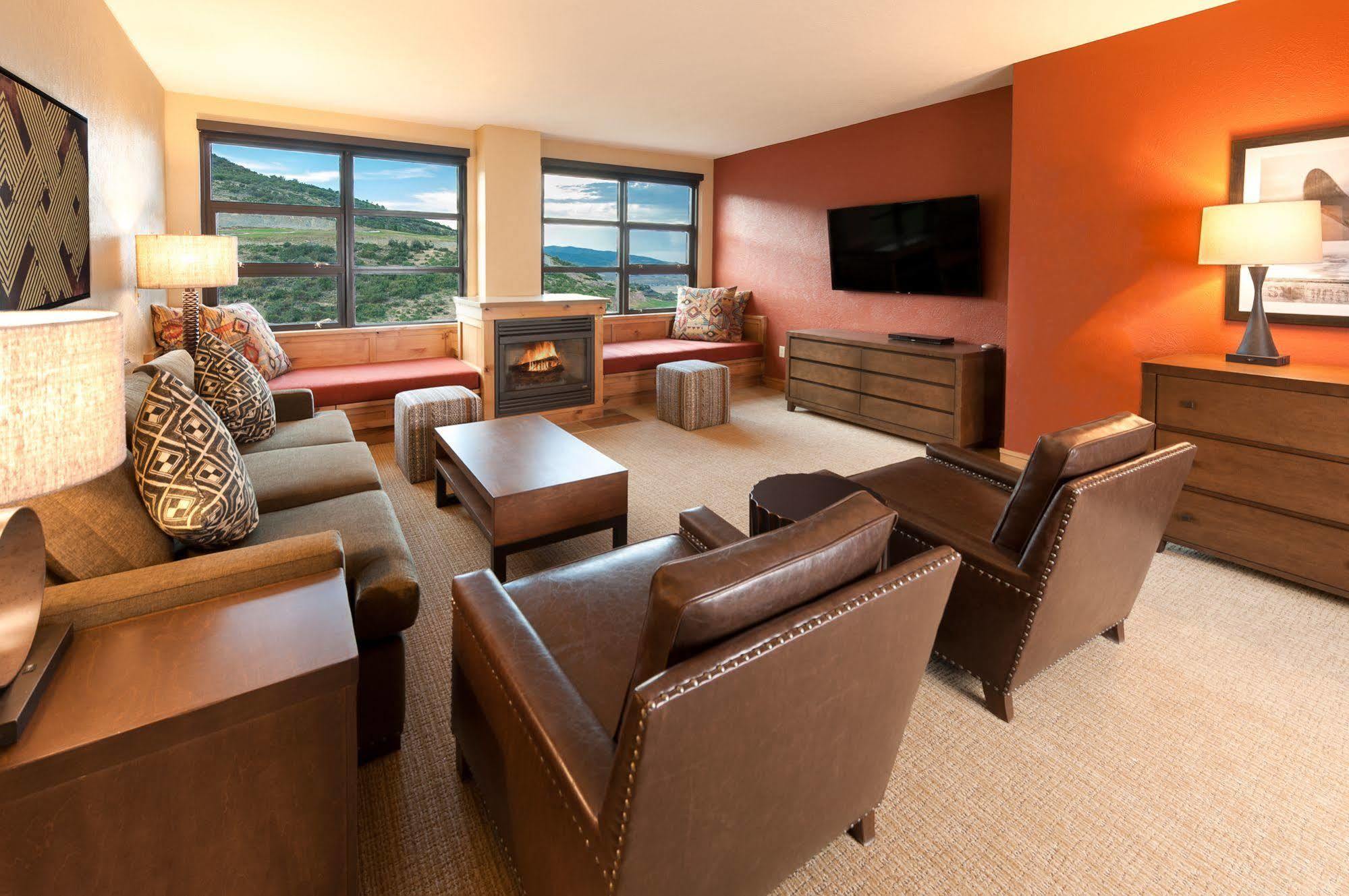 The Grand Summit Condos パークシティ エクステリア 写真
